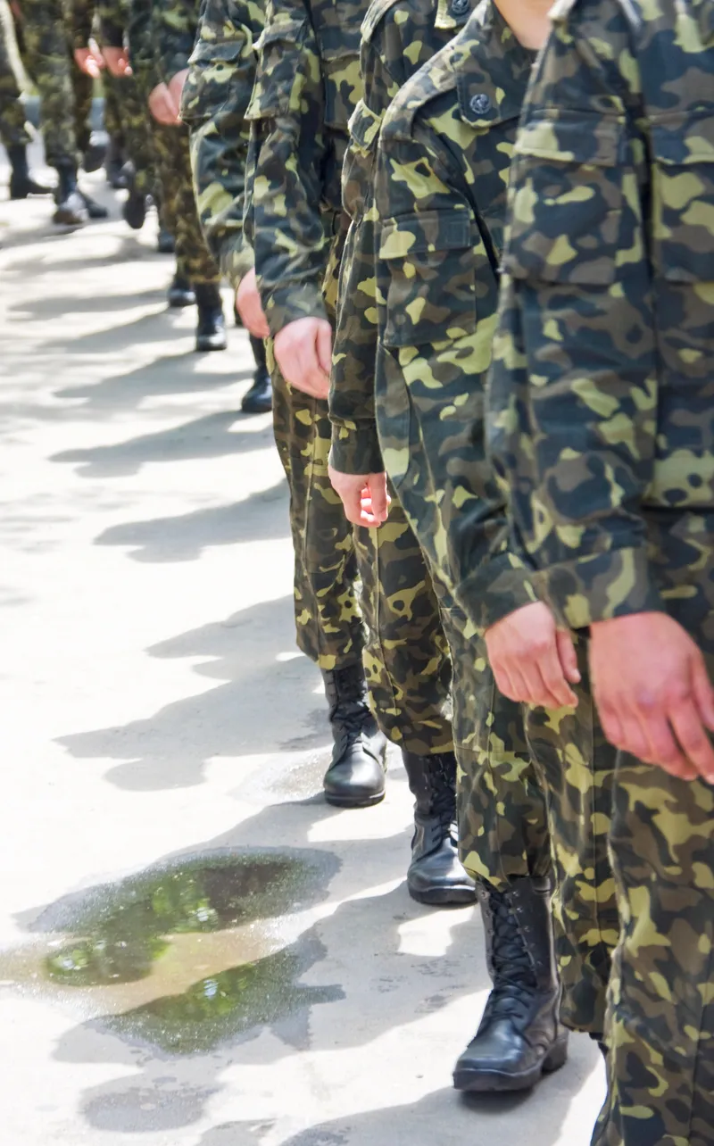 російські військові