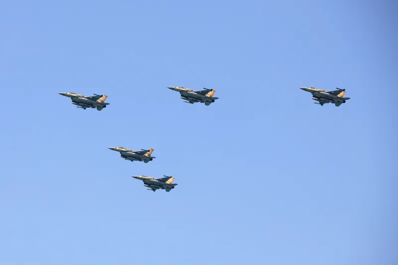 Винищувачі F-16
