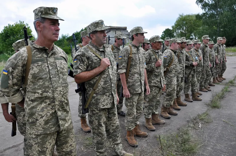 Українські військові