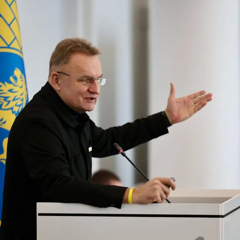 Усі чоловіки мають служити, як в Ізраїлі, - Садовий
